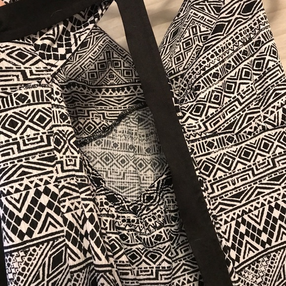 Black and white patterned maxi dress size xl - Picture 4 of 4